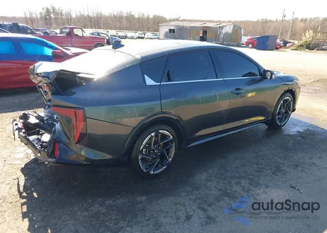 2025 Kia K4 Gt-Line z USA, uszkodzony, nr VIN 3KPFW4DE3SE043618